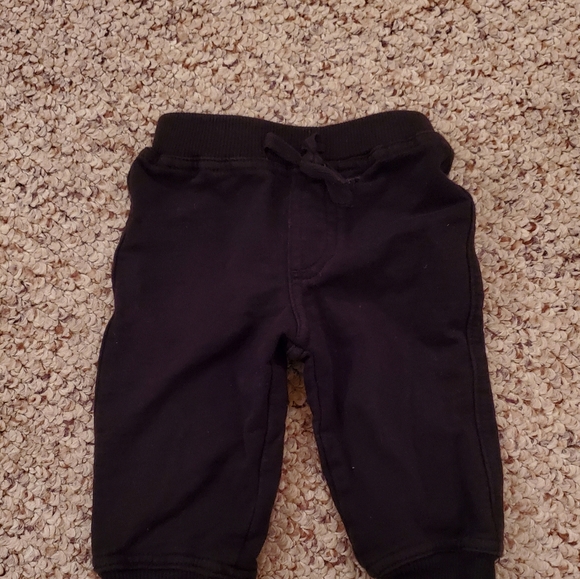 Bundle of 6 month pants - Picture 4 of 7